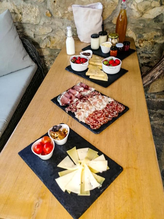 Ajdovščina Apartment Villa Irena Great For A Family Holiday With Free Parking And Ev Station מראה חיצוני תמונה