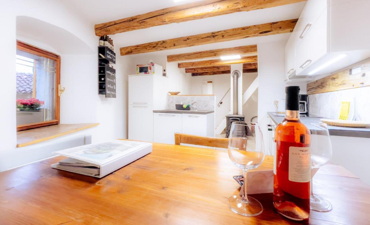 Ajdovščina Apartment Villa Irena Great For A Family Holiday With Free Parking And Ev Station מראה חיצוני תמונה